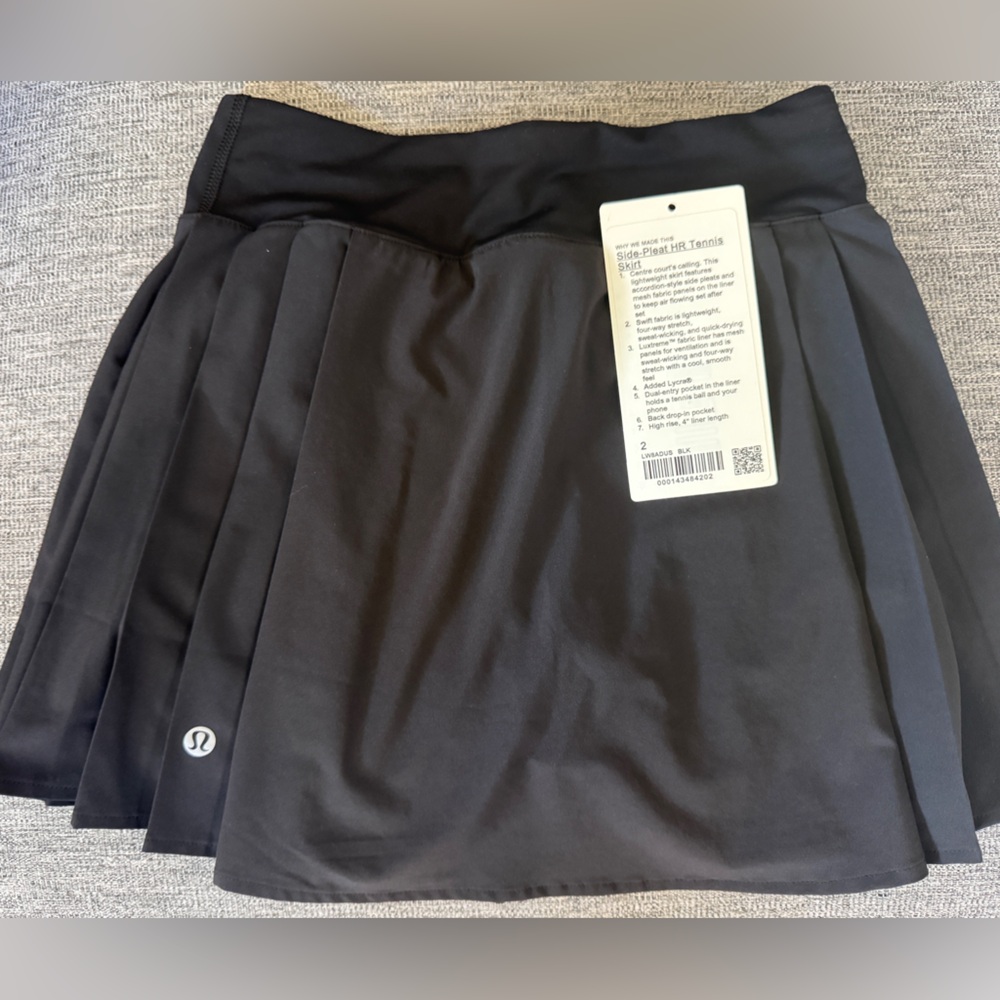 Lululemon side-pleat HR Tennis Skirt